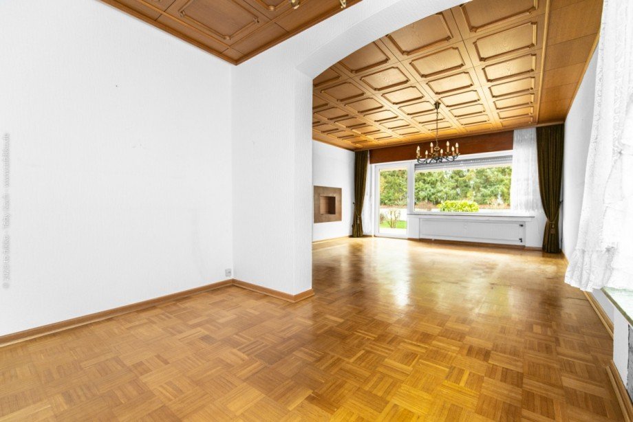 Wohn- und Esszimmer EG Mehrfamilienhaus Neu-Isenburg