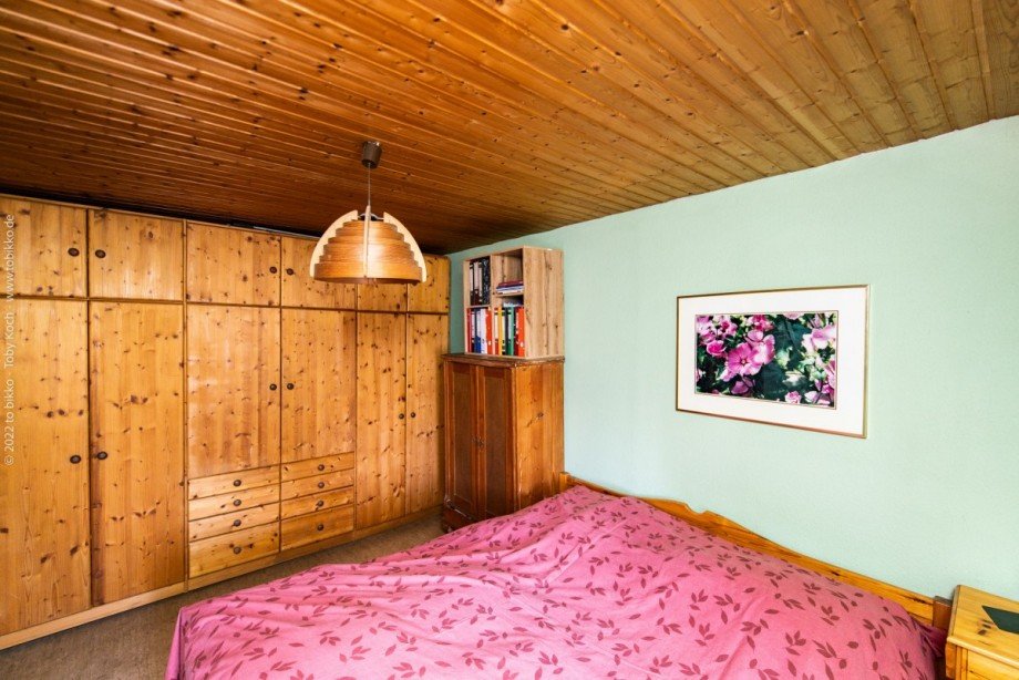 Schlafzimmer DG Mehrfamilienhaus Neu-Isenburg
