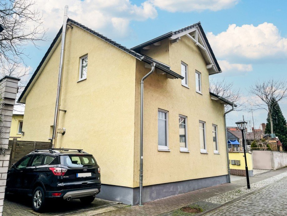 Main Estate - Haus Nollg�sschen Neu-Isenburg - to bikko - 222 -28 Einfamilienhaus Neu-Isenburg