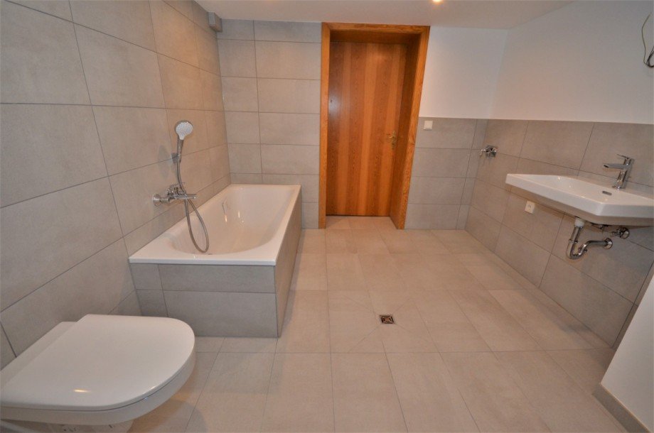 Badezimmer KG Einfamilienhaus Neu-Isenburg