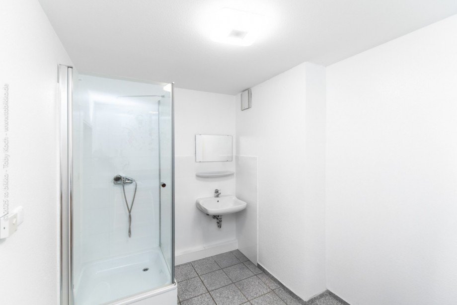 Bad Gewerbe - UG Mehrfamilienhaus Neu-Isenburg