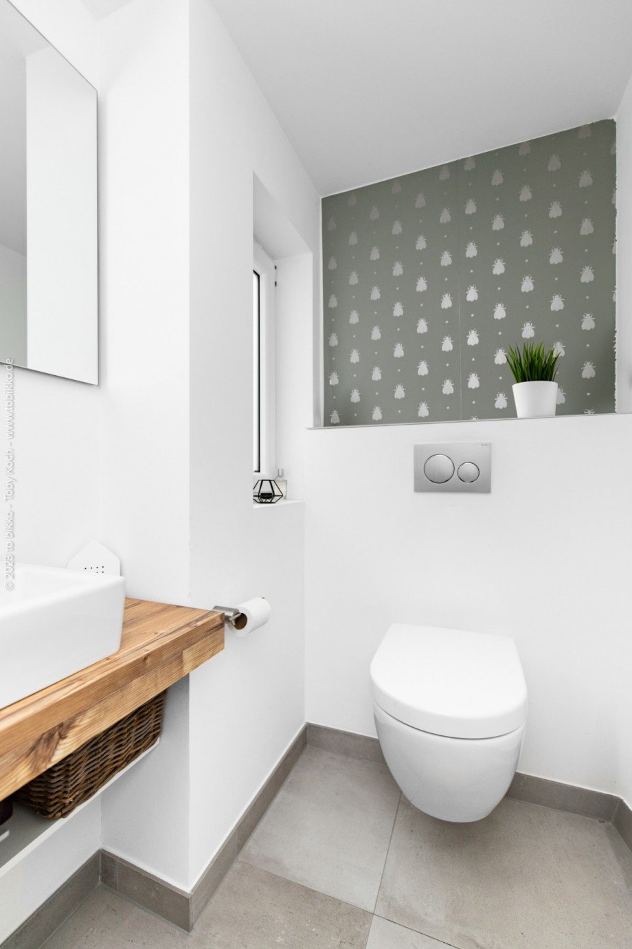 G�ste WC EG Doppelhaush�lfte Neu-Isenburg