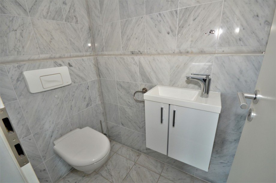 G�ste-WC Penthousewohnung Offenbach