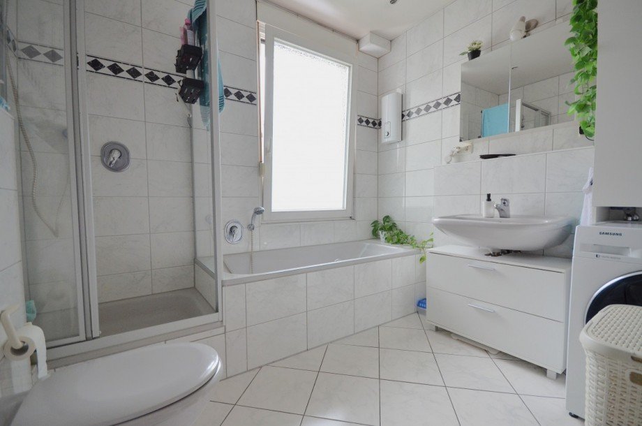 Badezimmer Wohnung Neu-Isenburg