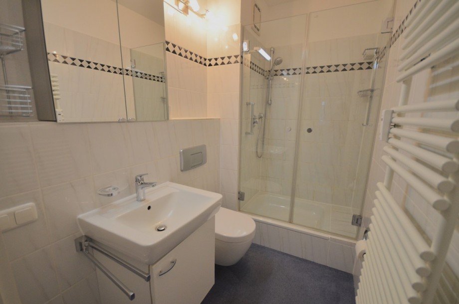 Badezimmer Wohnung Langen (Hessen)