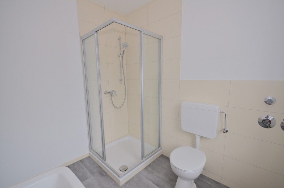 Badezimmer Erdgeschosswohnung Neu-Isenburg