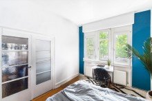 Schlafzimmer 1. OG Mehrfamilienhaus mit 4 Einheiten - Altbauflair trifft Renditepotenzial in Neu-Isenburg