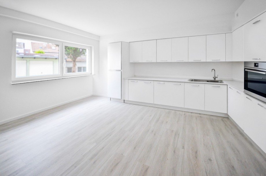 K�chenbereich Beispiel Einbauk�che (KI generiert) Erdgeschosswohnung Neu-Isenburg