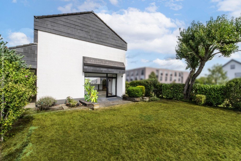 Gartenansicht Einfamilienhaus Erzhausen