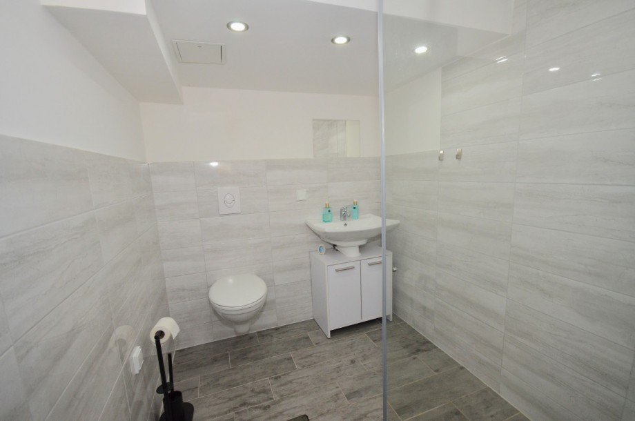 Badezimmer KG Reihenmittelhaus Neu-Isenburg