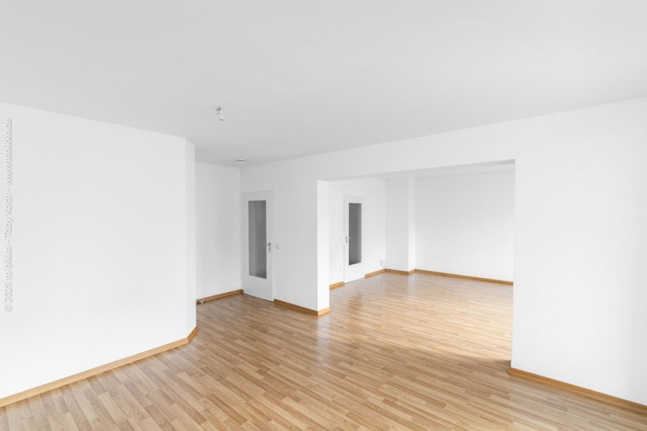 Wohn- und Esszimmer Etagenwohnung Neu-Isenburg