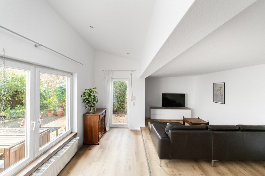 Anbau mit Zugang zu Terrasse und Garten - EG Doppelhaush�lfte Neu-Isenburg