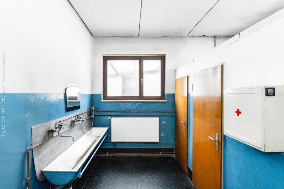 WC Gewerbegrundst�ck Neu-Isenburg