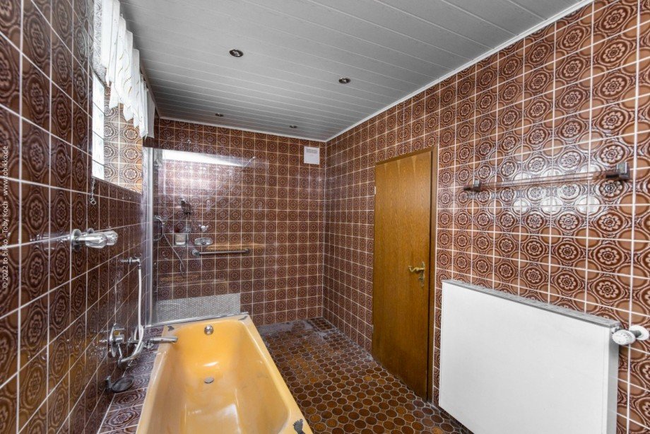 Badezimmer Zweifamilienhaus Pohlheim