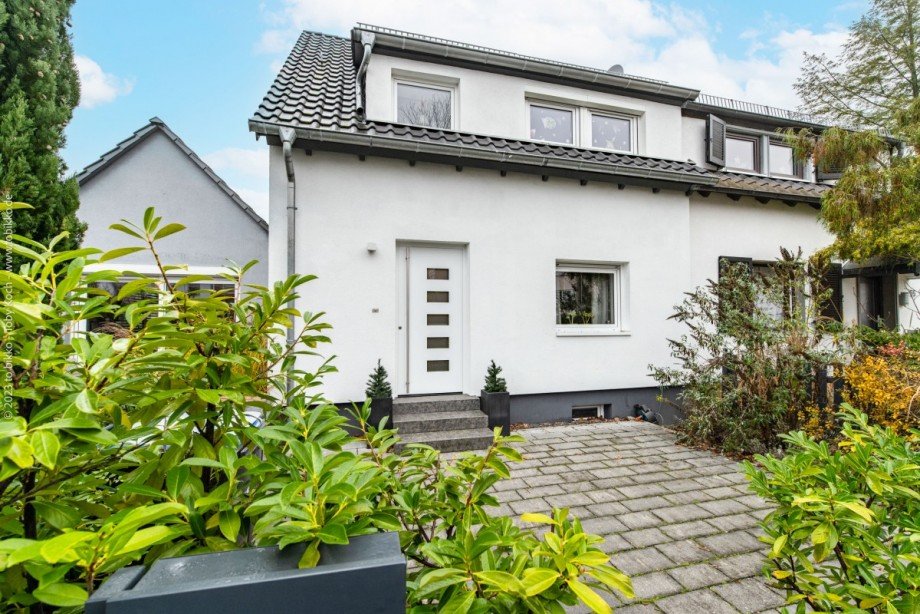 Eingangsbereich Doppelhaush�lfte Neu-Isenburg