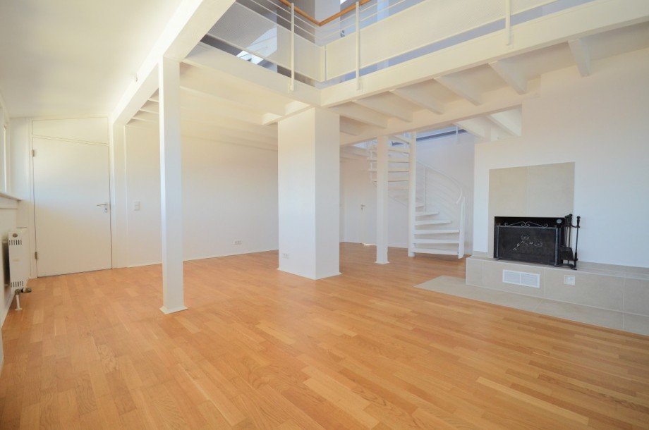 Wohn- und Essbereich Maisonettewohnung Neu-Isenburg