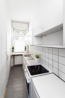 K�che EG links Mehrfamilienhaus mit 4 Einheiten - Altbauflair trifft Renditepotenzial in Neu-Isenburg