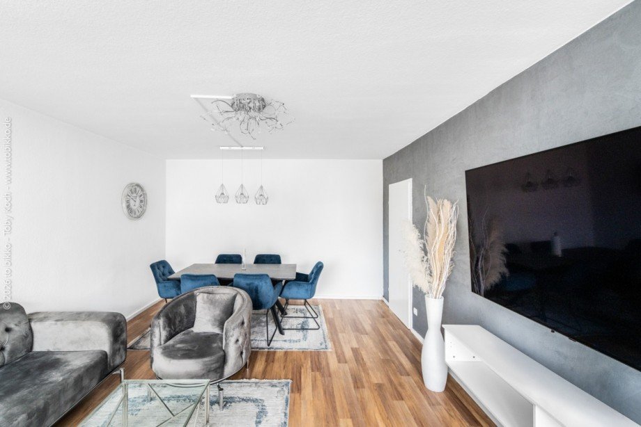 Wohn- und Esszimmer Etagenwohnung Dietzenbach