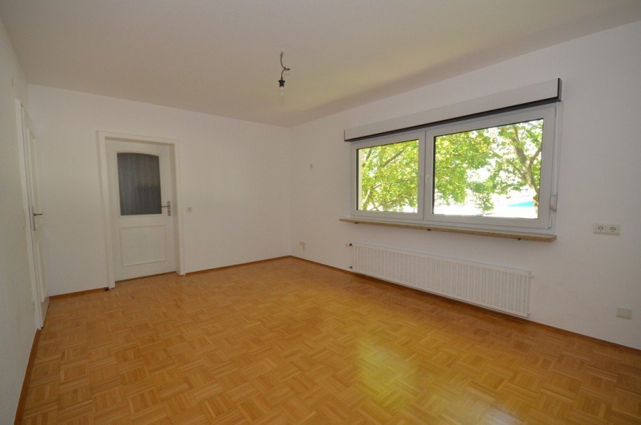 Schlafzimmer mit Arbeitszimmer (OG) Mehrfamilienhaus Neu-Isenburg