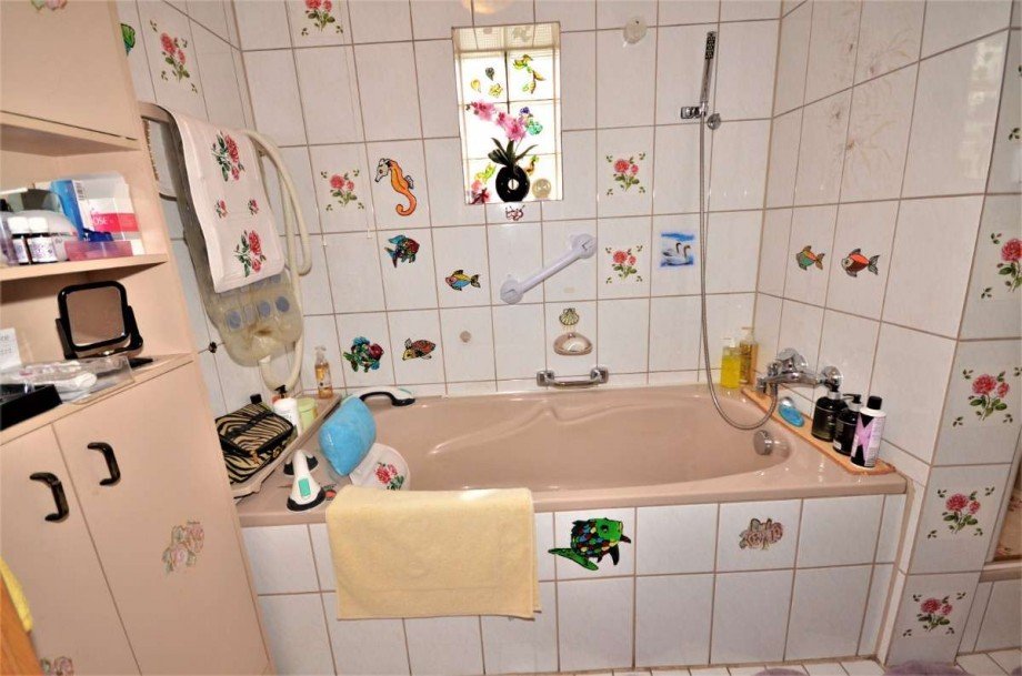 Bad 1. OG Einfamilienhaus Hofstetten