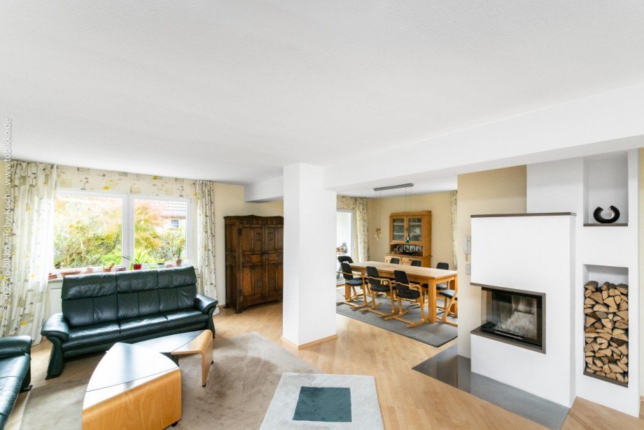 Wohn- und Essbereich - EG Doppelhaush�lfte Neu-Isenburg