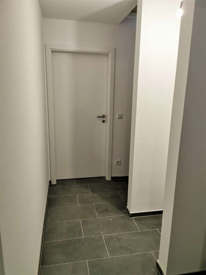 Keller Flur - Treppenabgang Einfamilienhaus Neu-Isenburg