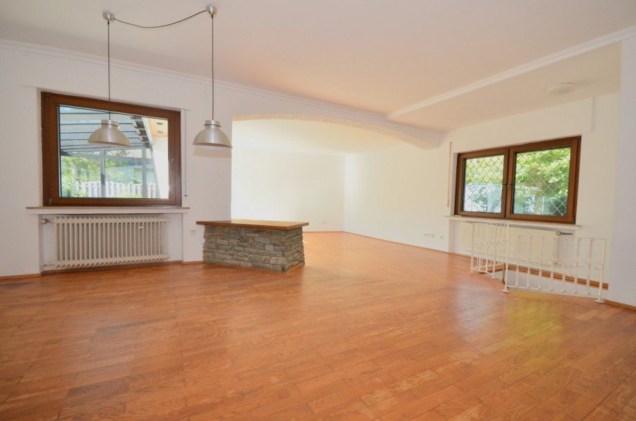 Wohn- & Essbereich Bungalow Neu-Isenburg