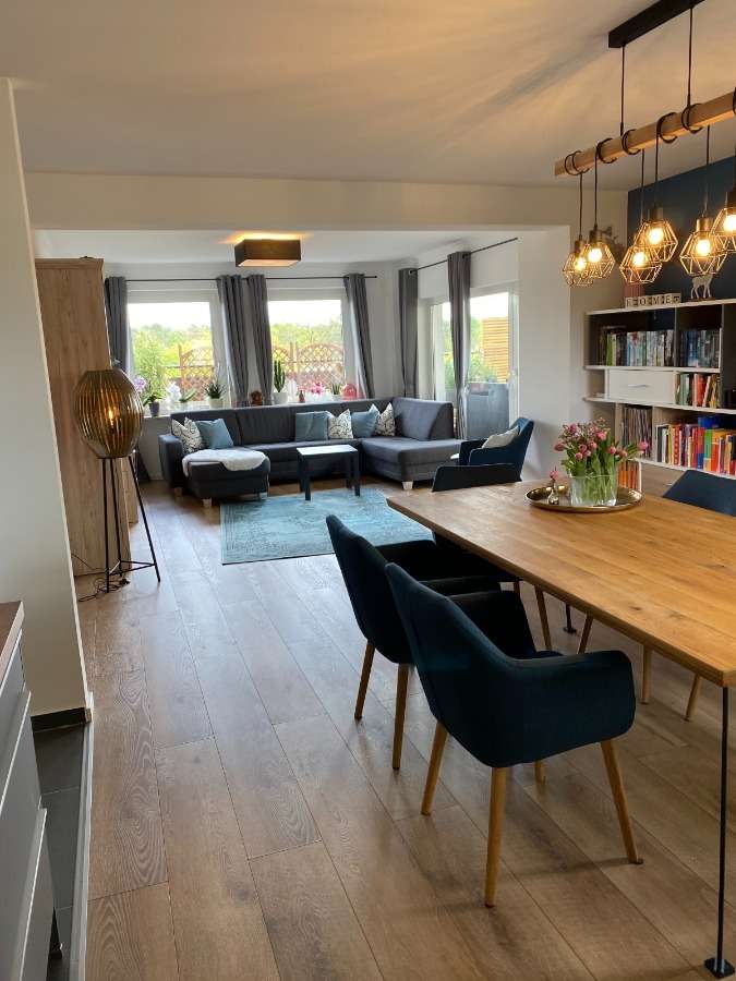 Wohn- und Esszimmer Penthousewohnung Neu-Isenburg