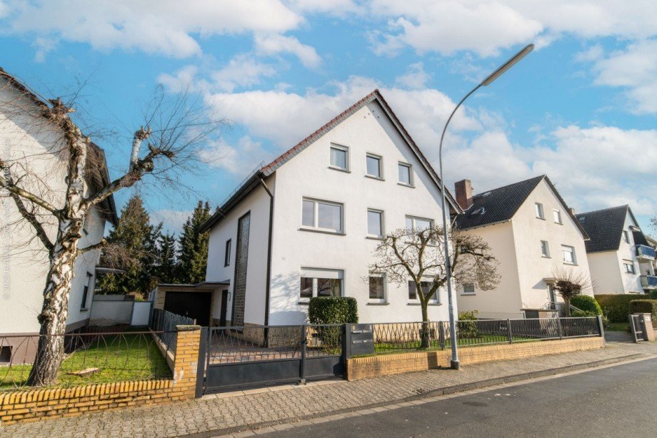 Stra�enansicht Mehrfamilienhaus Neu-Isenburg