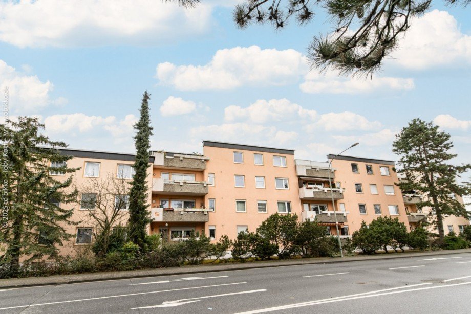 Stra�enansicht Etagenwohnung M�hlheim am Main