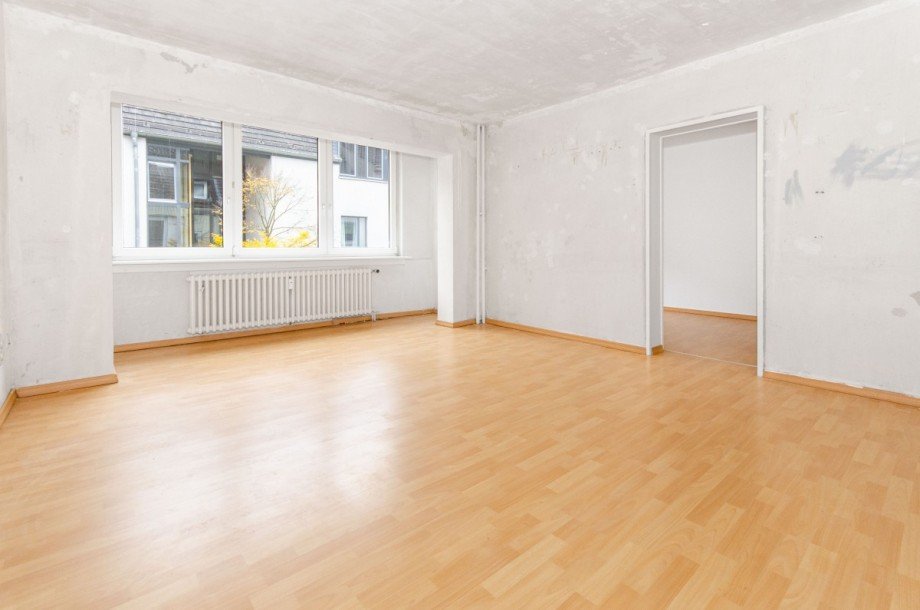 Wohn- und Esszimmer Etagenwohnung Neu-Isenburg