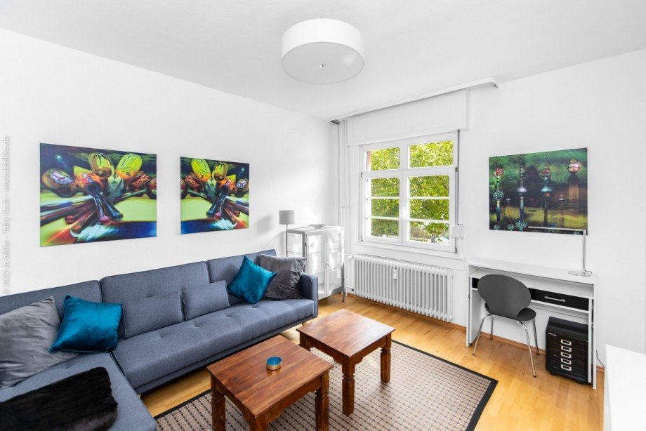 Wohnzimmer Wohnung OG Mehrfamilienhaus Neu-Isenburg