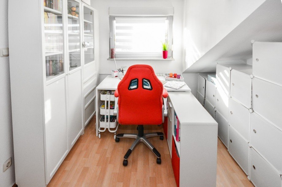 Arbeitszimmer DG Mehrfamilienhaus Neu-Isenburg