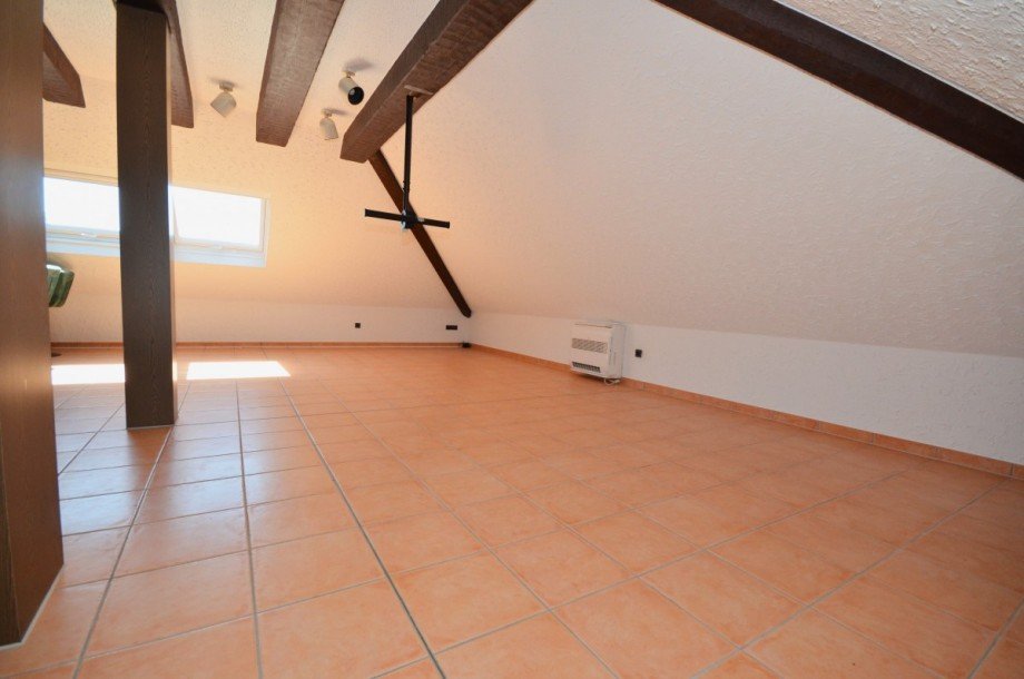 Wohn- und Esszimmer Dachgeschosswohnung Neu-Isenburg