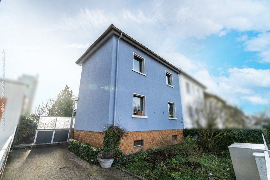 Stra�enansicht Doppelhaush�lfte Neu-Isenburg