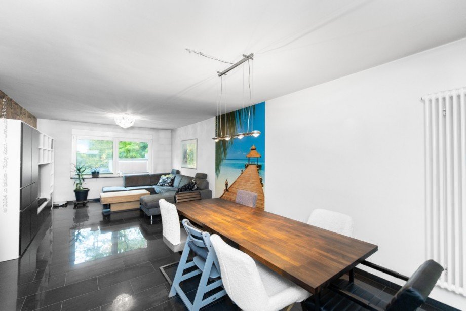 Wohn- und Esszimmer Reihenmittelhaus Neu-Isenburg