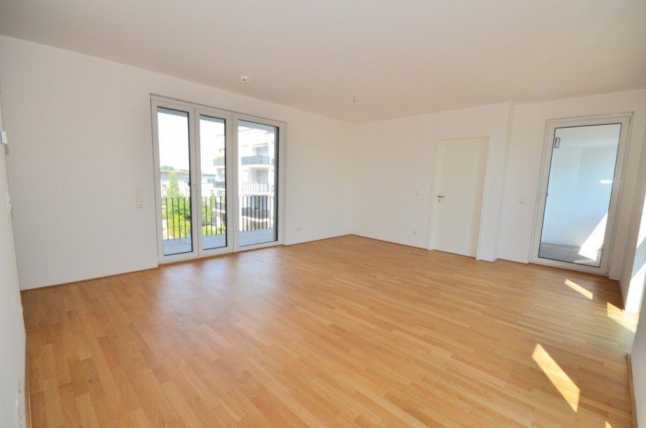 Wohn- und Esszimmer Etagenwohnung Neu-Isenburg