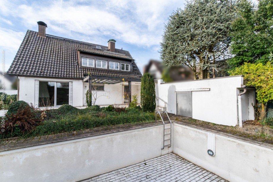 Gartenansicht Einfamilienhaus Neu-Isenburg