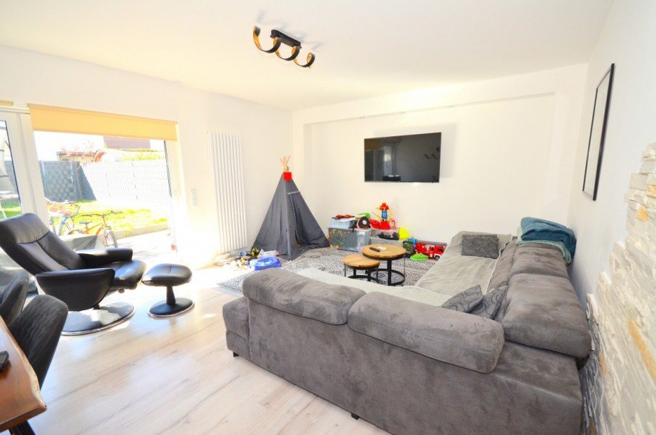 Wohn- und Esszimmer EG Reihenmittelhaus Neu-Isenburg