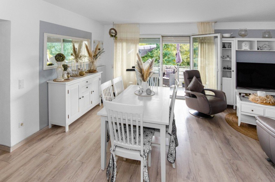 Wohnzimmer Mehrfamilienhaus Flieden