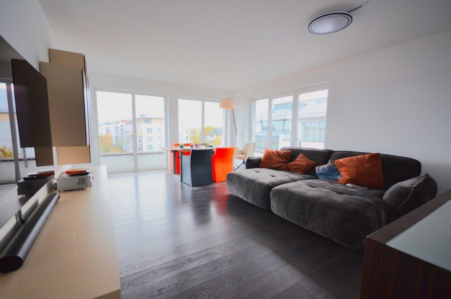 Wohn- und Esszimmer Penthousewohnung Offenbach