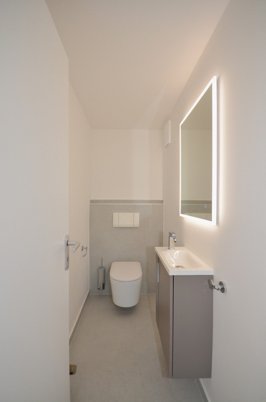G�ste-WC Maisonettewohnung Neu-Isenburg