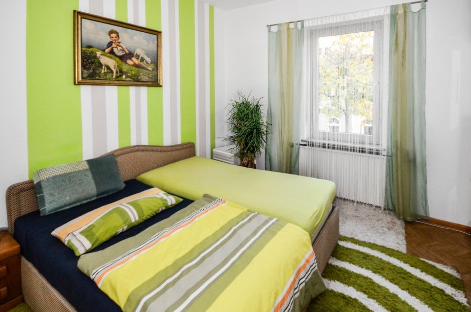 Schlafzimmer Mehrfamilienhaus Neu-Isenburg