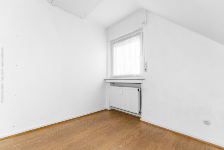 Abstellraum DG Mehrfamilienhaus Neu-Isenburg