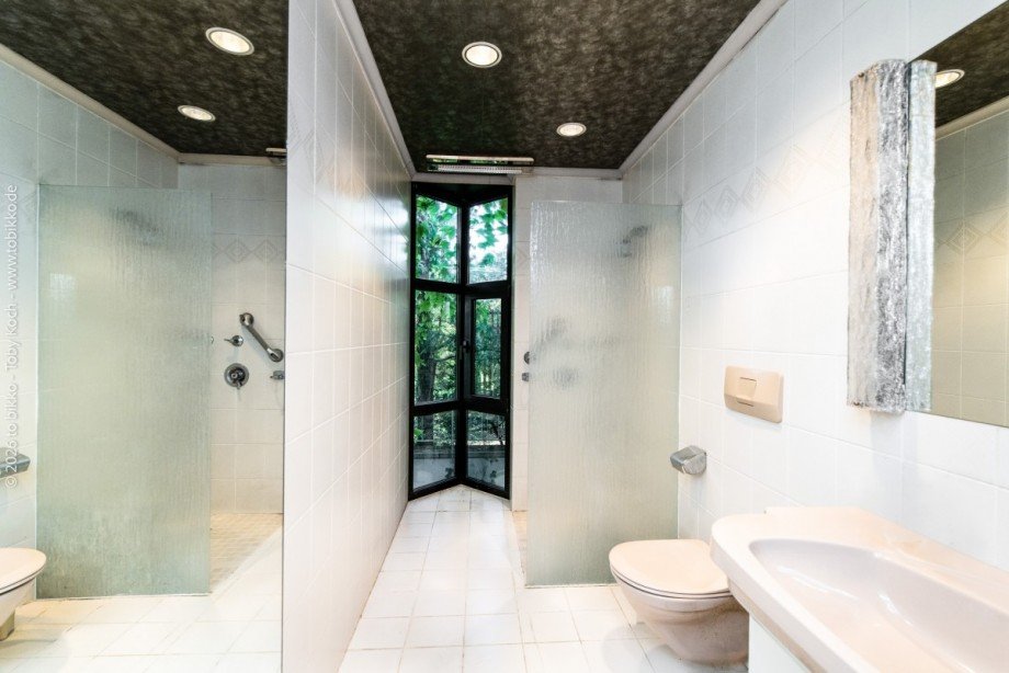 Badezimmer 2 EG Villa Neu-Isenburg