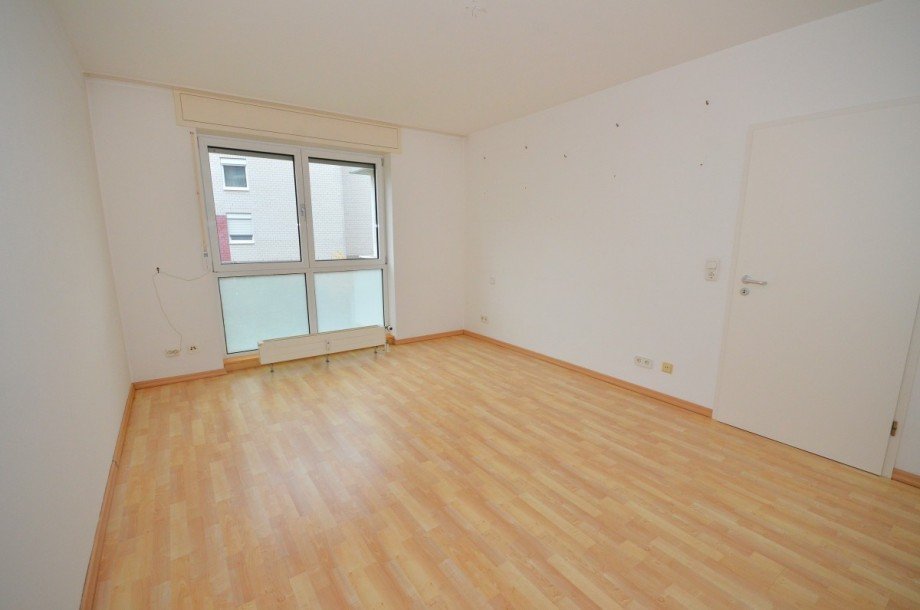 Schlafzimmer mit Badezimmer en suite Wohnung Langen (Hessen)