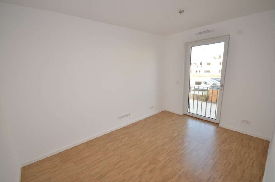 Zimmer 1. OG Einfamilienhaus Neu-Isenburg