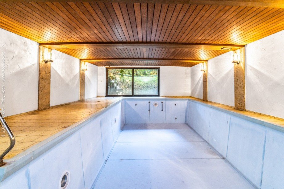 Swimmingpool Villa Neu-Isenburg