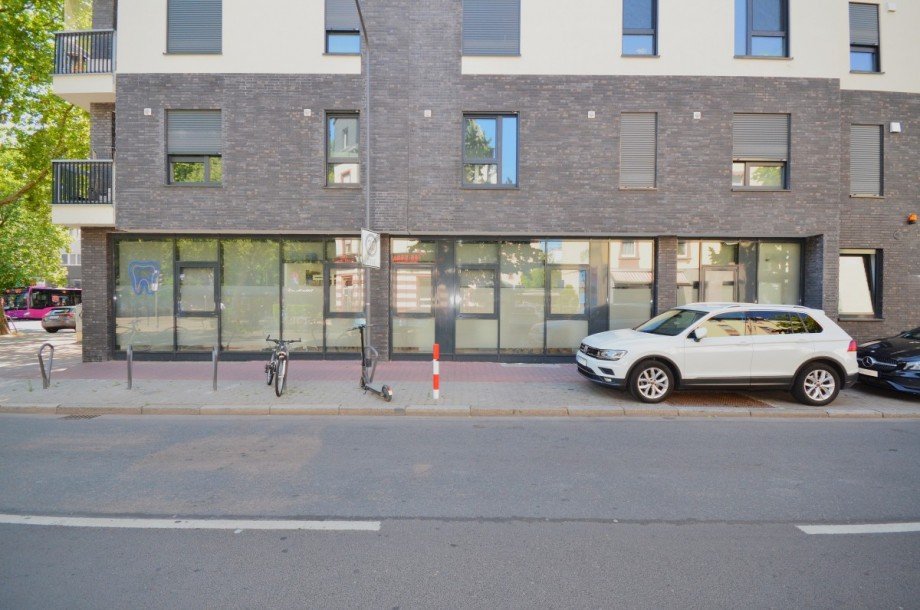 Seitenansicht Praxis Frankfurt am Main