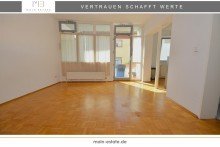 Wohn- und Esszimmer Charmante 1,5-Zimmer-Wohnung mit Einbauk�che, Balkon und Stellplatz